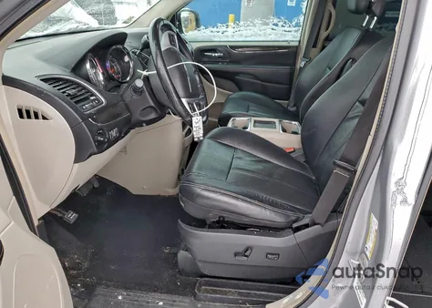 2013 Chrysler Town & Country Touring from USA, damaged, VIN 2C4RC1BG9DR696965